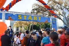 turkey trot la starting line